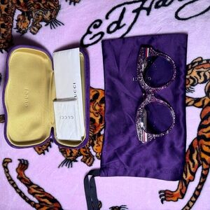 Gucci Women's Purple Glitter Round Sunglasses with Signature Stripe Temples